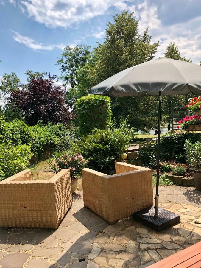 Ferienwohnung Am Wasser Villa Graf Von Pfeil Dresden Exteriör bild